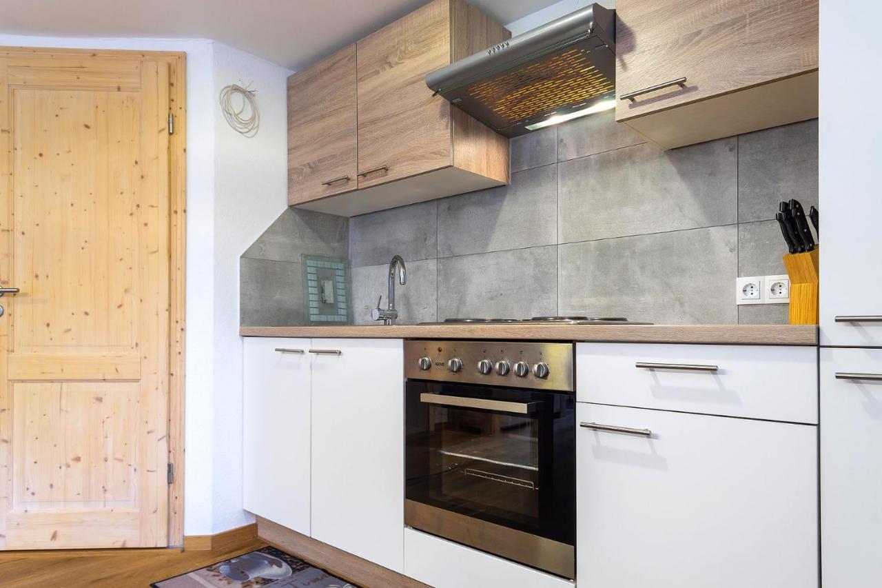 Alpen-Hostel - Apartment Talstation Mit Motorradvermietung Memmingen Exteriér fotografie