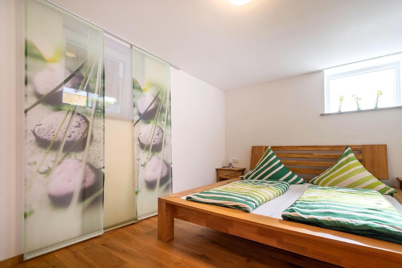 Alpen-Hostel - Apartment Talstation Mit Motorradvermietung Memmingen Exteriér fotografie